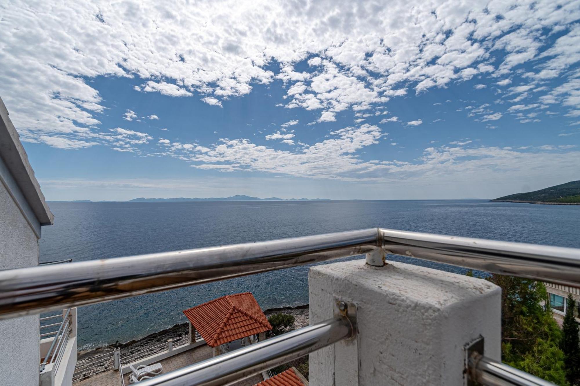 Family Friendly Apartments With A Swimming Pool Zavalatica, Korcula - 183 Exterior foto